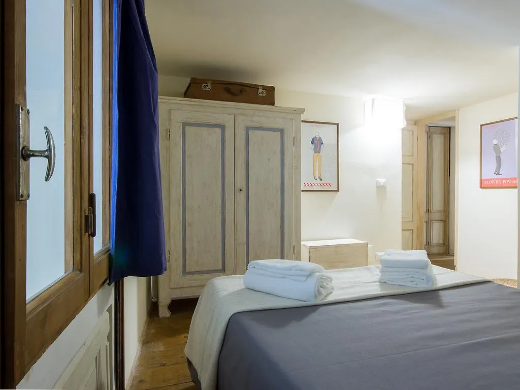 Navy Blue Sant'Ambrogio Hotel Firenze Apartman
