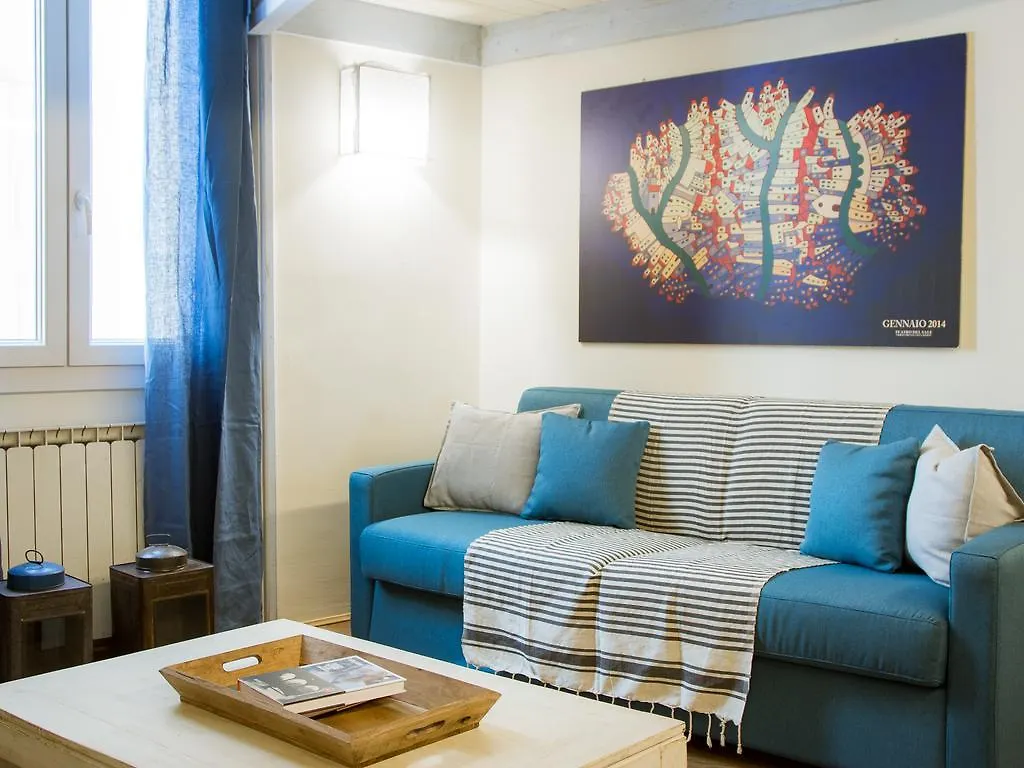Apartment Navy Blue Sant'Ambrogio Hotel Florence Italy