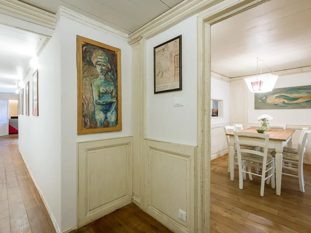 Apartment Navy Blue Sant'Ambrogio Hotel Florence Italy