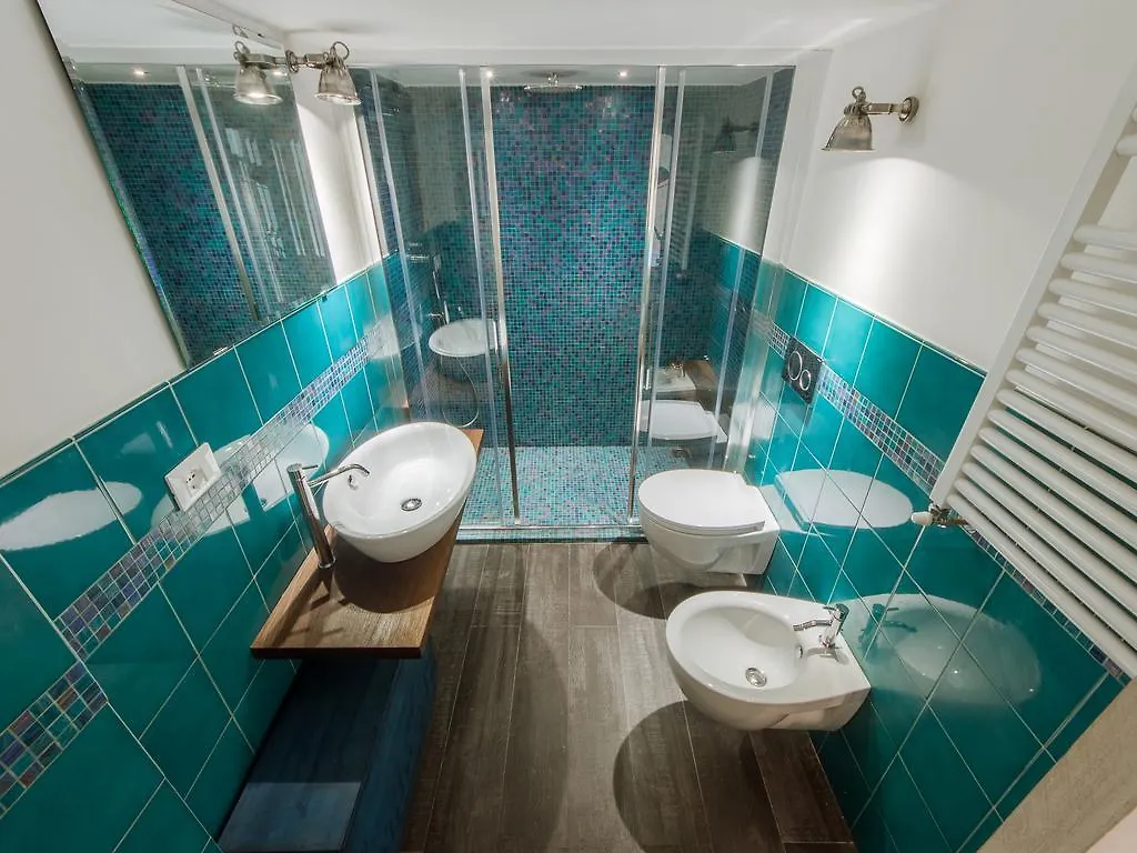 Apartment Navy Blue Sant'Ambrogio Hotel Florence Italy